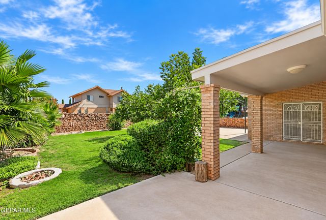 11917 PUEBLO AMABLE Way, El Paso, TX 79936