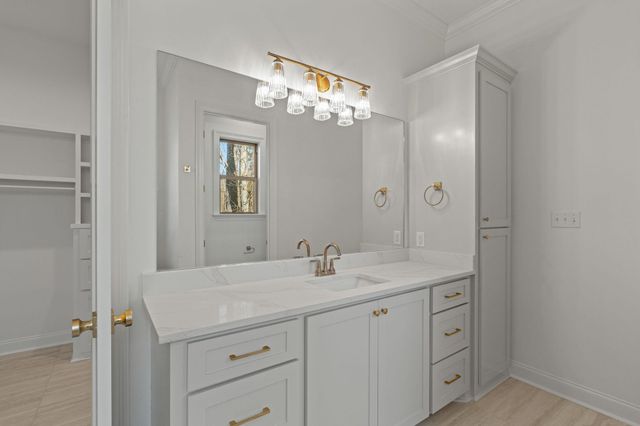 52 Buckskin Dr., Hattiesburg, MS 39402