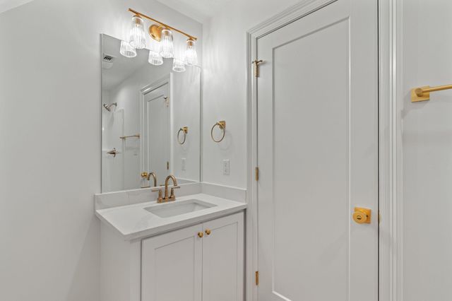 52 Buckskin Dr., Hattiesburg, MS 39402