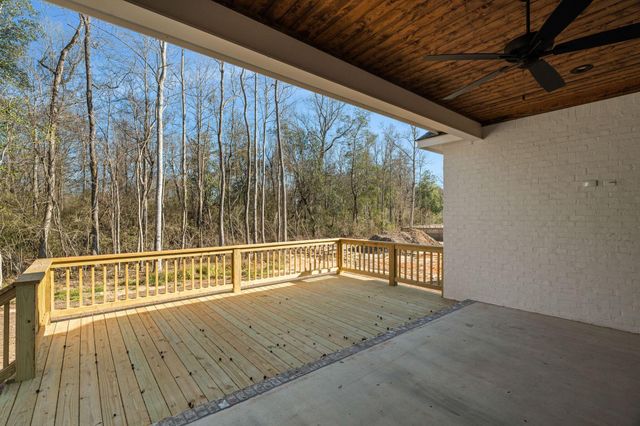 52 Buckskin Dr., Hattiesburg, MS 39402