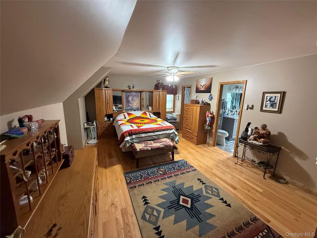 124 Long Lane, Pine Bush, NY 12721