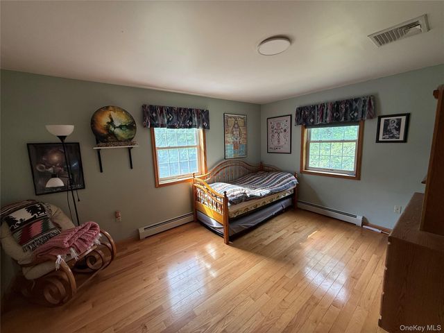 124 Long Lane, Pine Bush, NY 12721