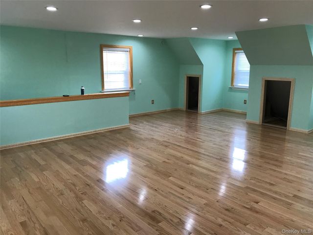 124 Long Lane, Pine Bush, NY 12721