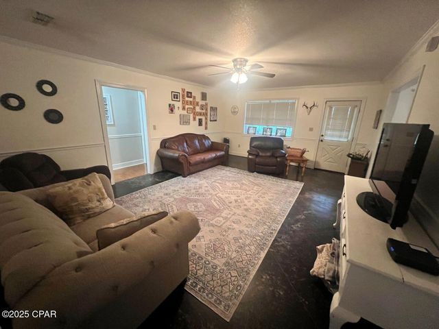 10715 NW Judy Drive, Bristol, FL 32321