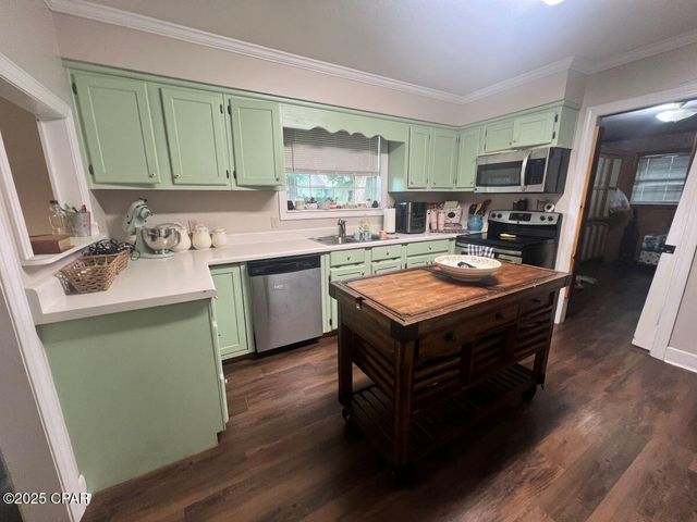 10715 NW Judy Drive, Bristol, FL 32321