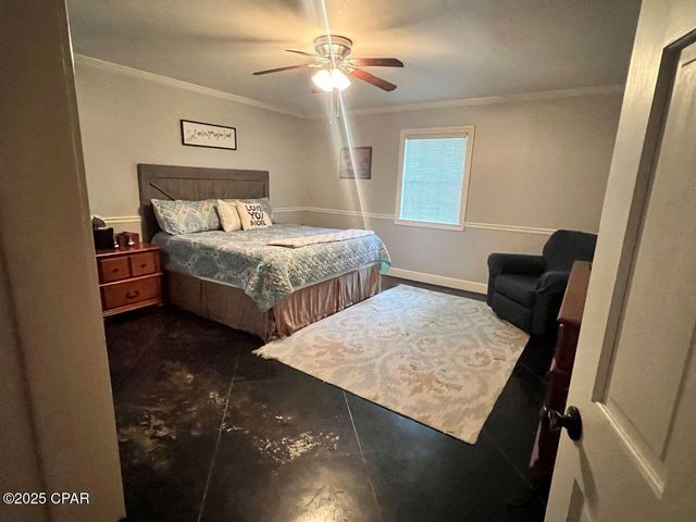 10715 NW Judy Drive, Bristol, FL 32321