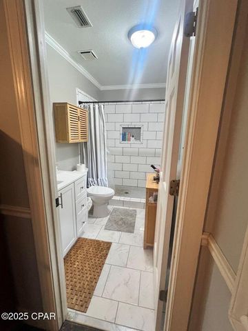 10715 NW Judy Drive, Bristol, FL 32321