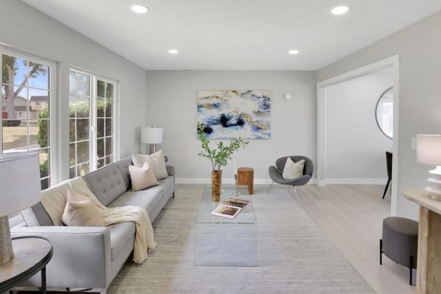 1526 Desdemona Court, San Jose, CA 95121