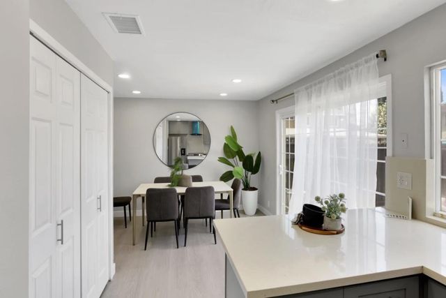1526 Desdemona Court, San Jose, CA 95121