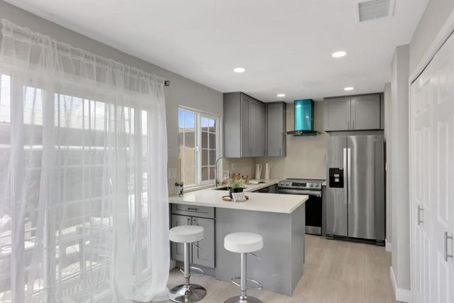 1526 Desdemona Court, San Jose, CA 95121