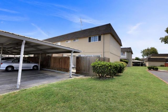 1526 Desdemona Court, San Jose, CA 95121