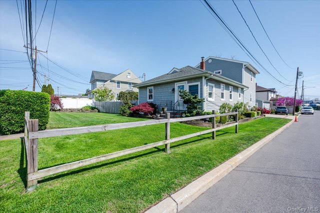 35 Healy Avenue, Inwood, NY 11096