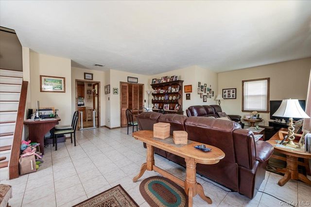 35 Healy Avenue, Inwood, NY 11096