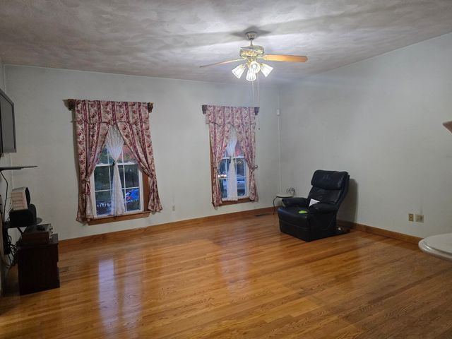 33 Water St 1, Medford, MA 02155