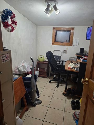 33 Water St 1, Medford, MA 02155