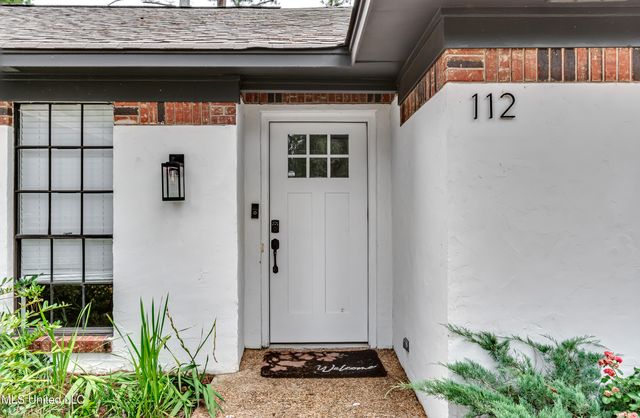 112 Plum Tree Road, Brandon, MS 39047