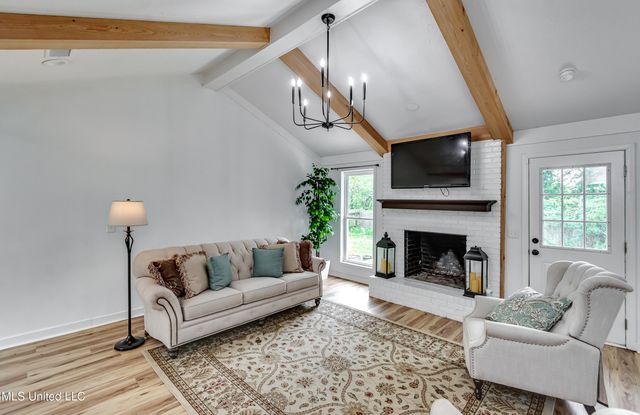 112 Plum Tree Road, Brandon, MS 39047