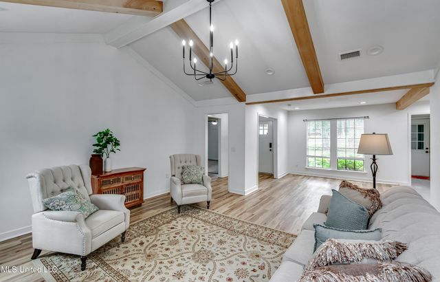 112 Plum Tree Road, Brandon, MS 39047