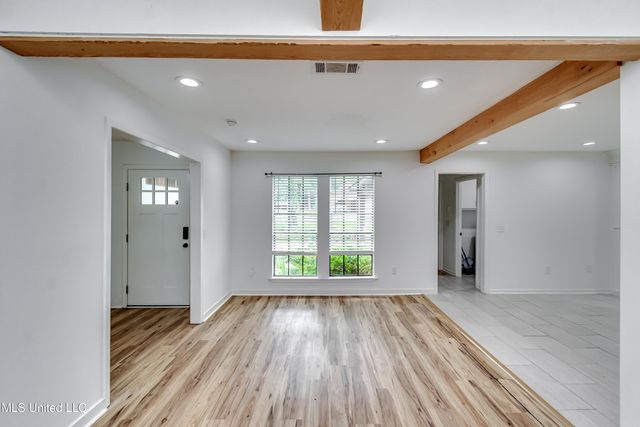 112 Plum Tree Road, Brandon, MS 39047