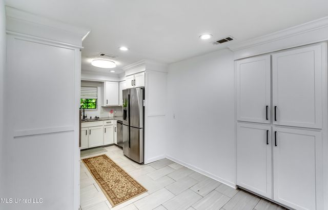 112 Plum Tree Road, Brandon, MS 39047