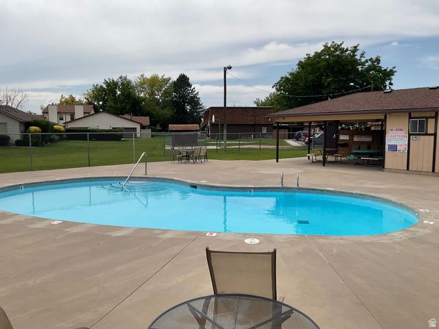 621 E COACHMAN WAY, Riverdale, UT 84405