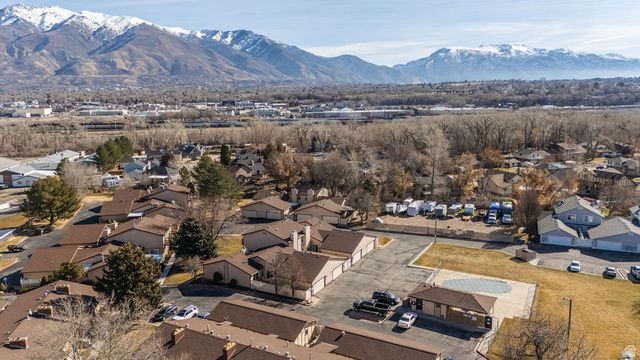 621 E COACHMAN WAY, Riverdale, UT 84405