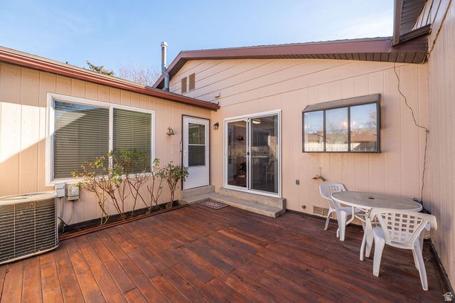 621 E COACHMAN WAY, Riverdale, UT 84405