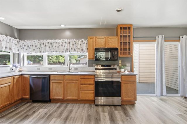 314 W Yellow Street, Cadott, WI 54729