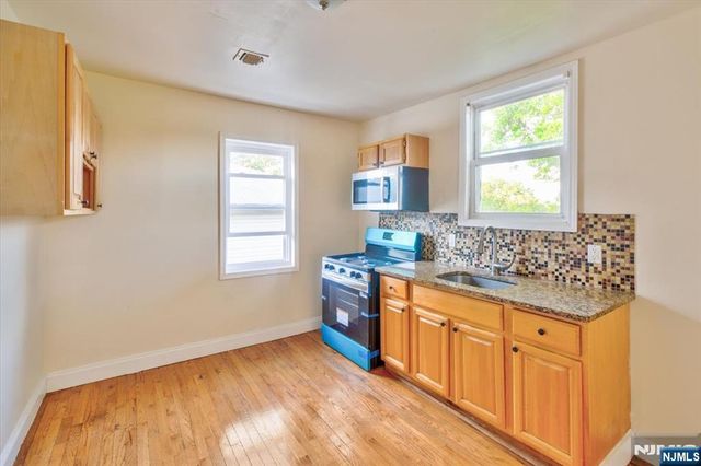 34-36 Hedden Terrace, Newark, NJ 07108