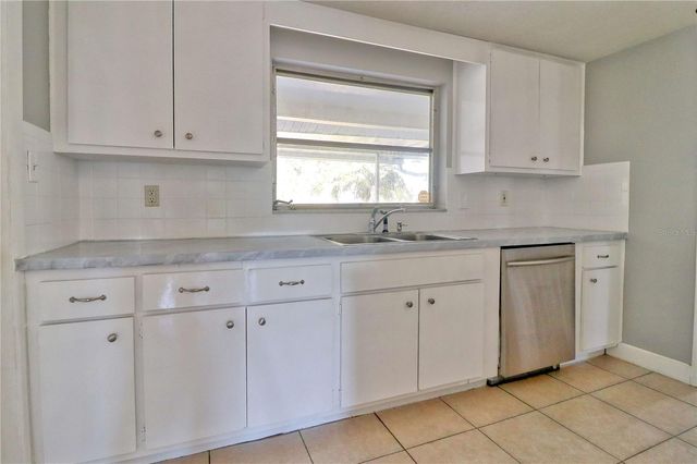 10332 HONEYSUCKLE LANE, Port Richey, FL 34668