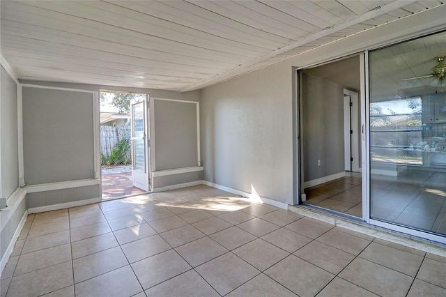 10332 HONEYSUCKLE LANE, Port Richey, FL 34668