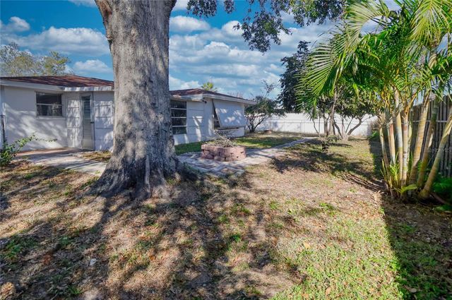 10332 HONEYSUCKLE LANE, Port Richey, FL 34668