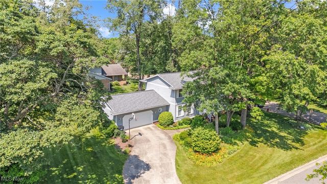 2419 Bur Oak Street NE, Canton, OH 44705