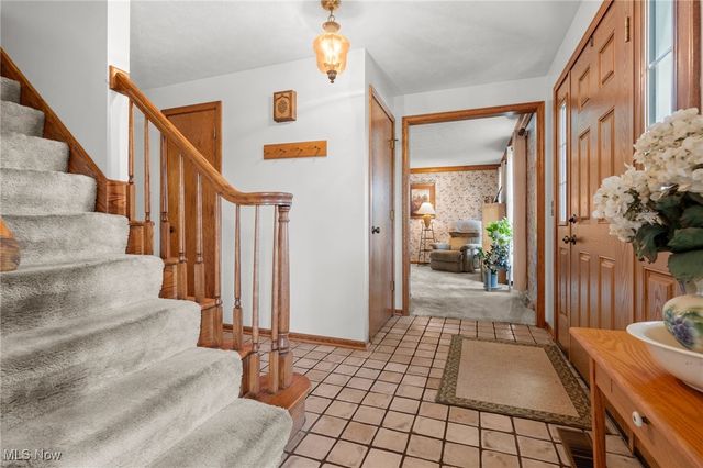 2419 Bur Oak Street NE, Canton, OH 44705