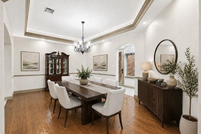 90 Player Oaks Place, The Woodlands, TX 77382