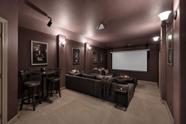 90 Player Oaks Place, The Woodlands, TX 77382