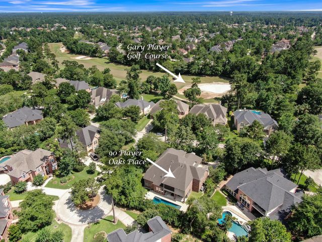 90 Player Oaks Place, The Woodlands, TX 77382