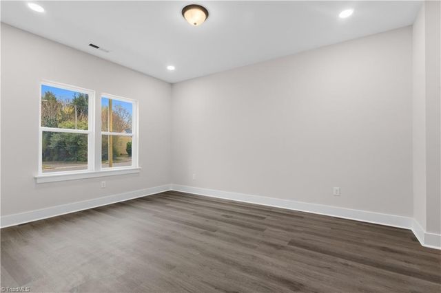 5009 Page Street, Winston-salem, NC 27105