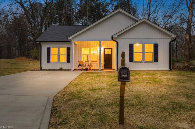 5009 Page Street, Winston-salem, NC 27105