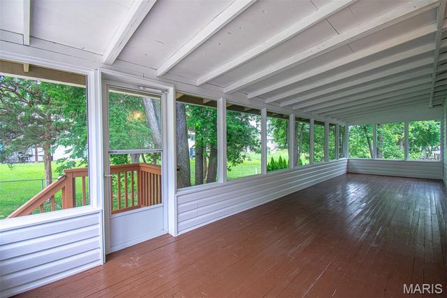 23 LORI Circle, Maryland Heights, MO 63043