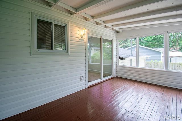 23 LORI Circle, Maryland Heights, MO 63043
