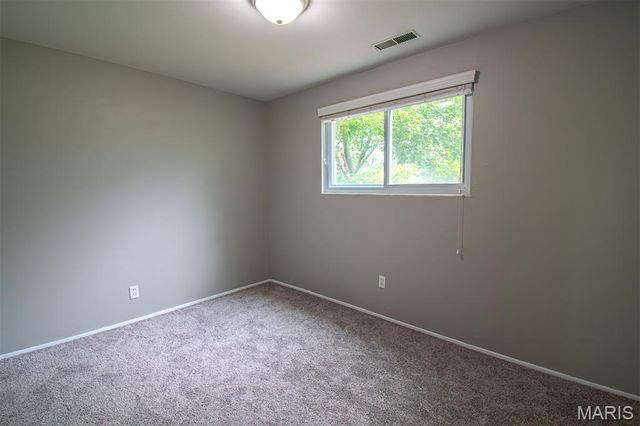 23 LORI Circle, Maryland Heights, MO 63043