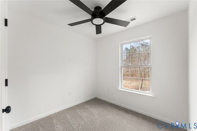 1580 New York Ave, Hopewell, VA 23860