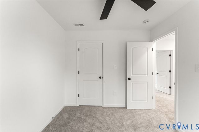 1580 New York Ave, Hopewell, VA 23860