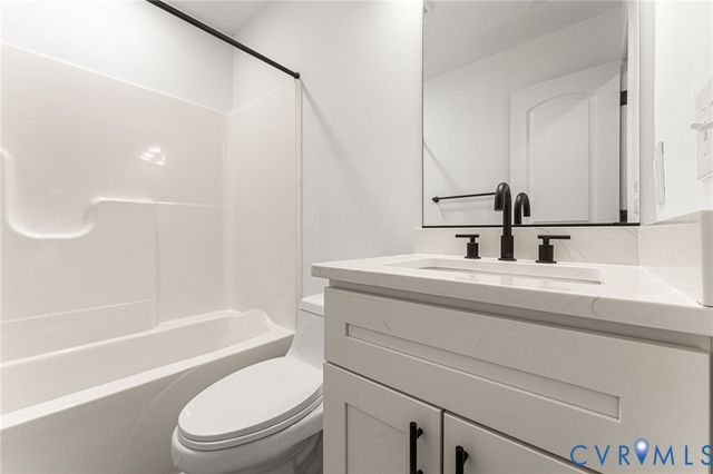 1580 New York Ave, Hopewell, VA 23860