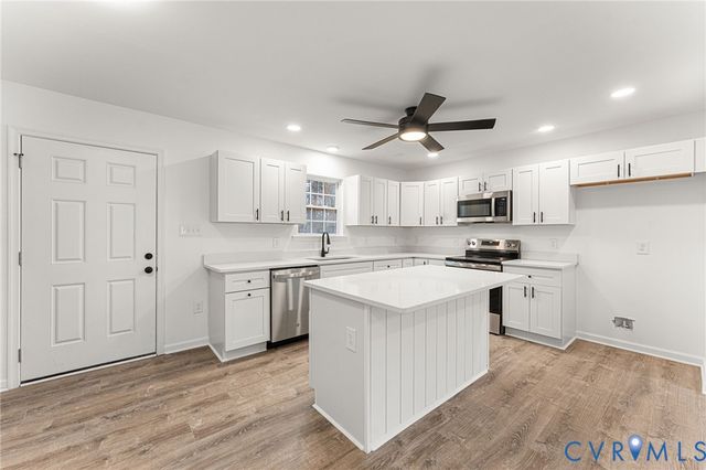 1580 New York Ave, Hopewell, VA 23860