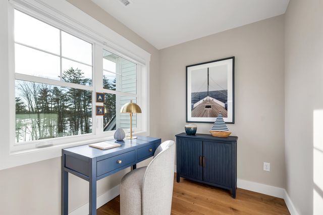 60 White Oaks Rd Unit 25, Laconia, NH 03246