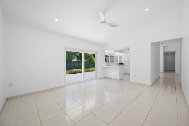 9515 SW 118th Court, Miami, FL 33186