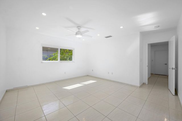 9515 SW 118th Court, Miami, FL 33186