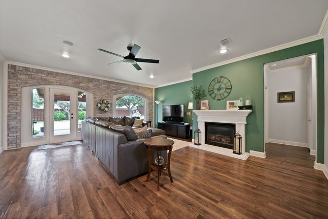 345 Creekside Trail, Argyle, TX 76226